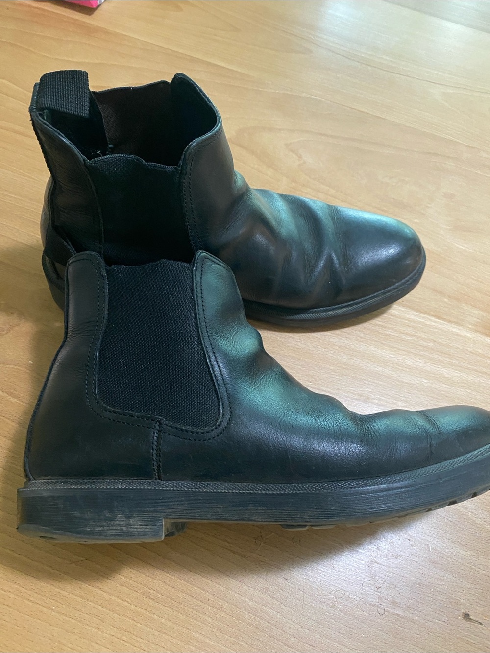 FRYE AND CO. Black Leather Chelsea Boots Style 3480649